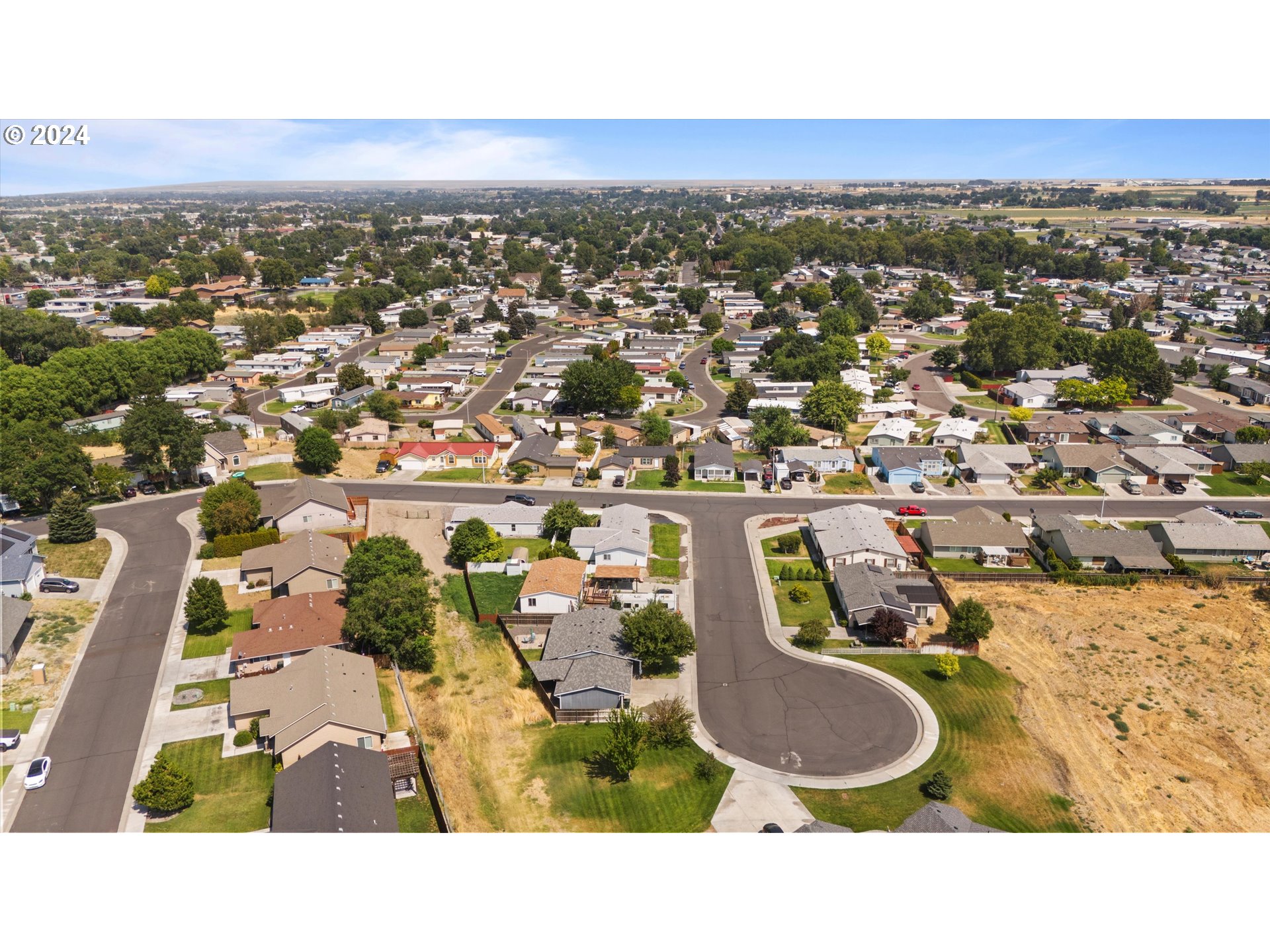 1542 SW AMBER CT