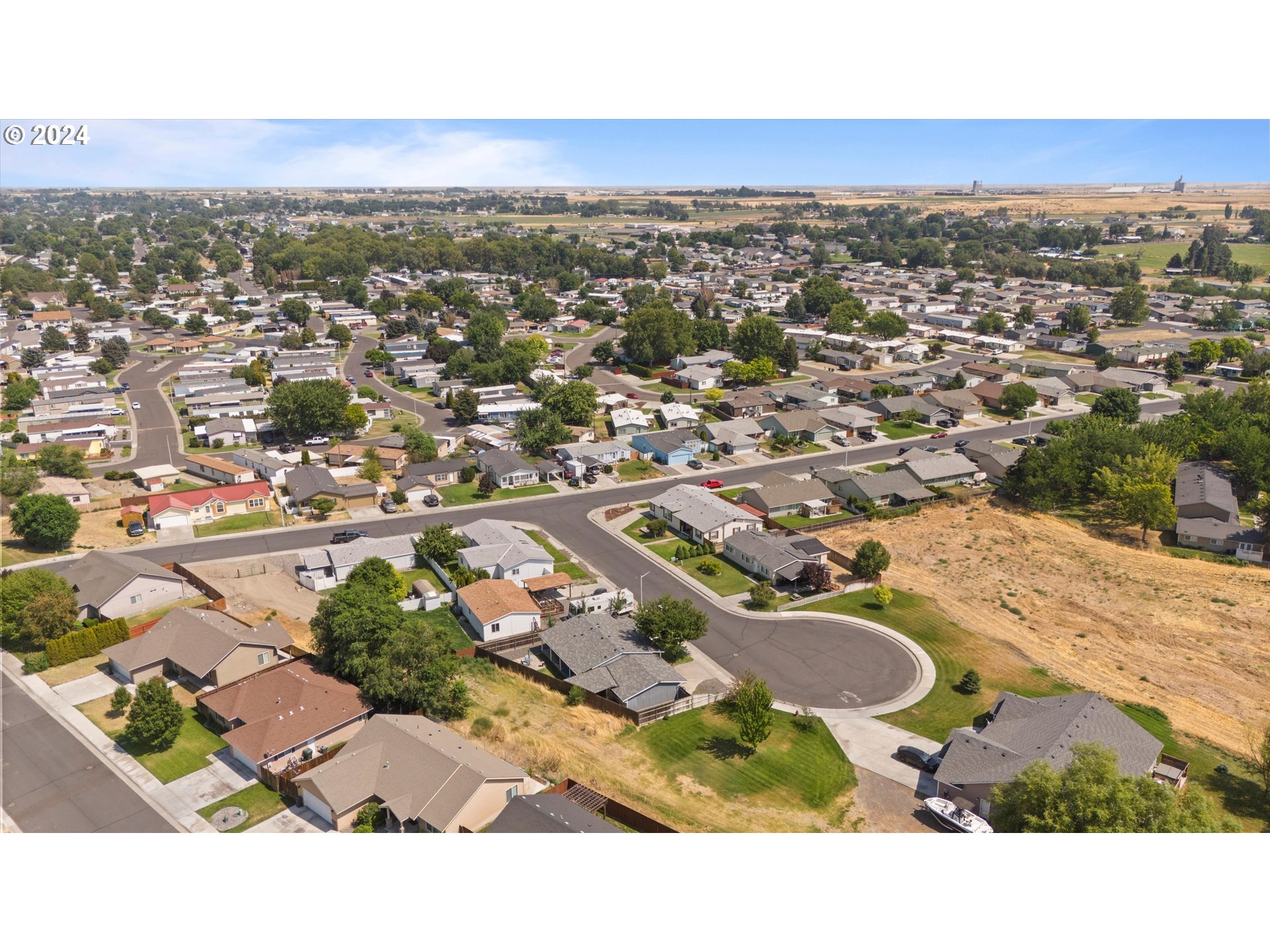 1542 SW AMBER CT