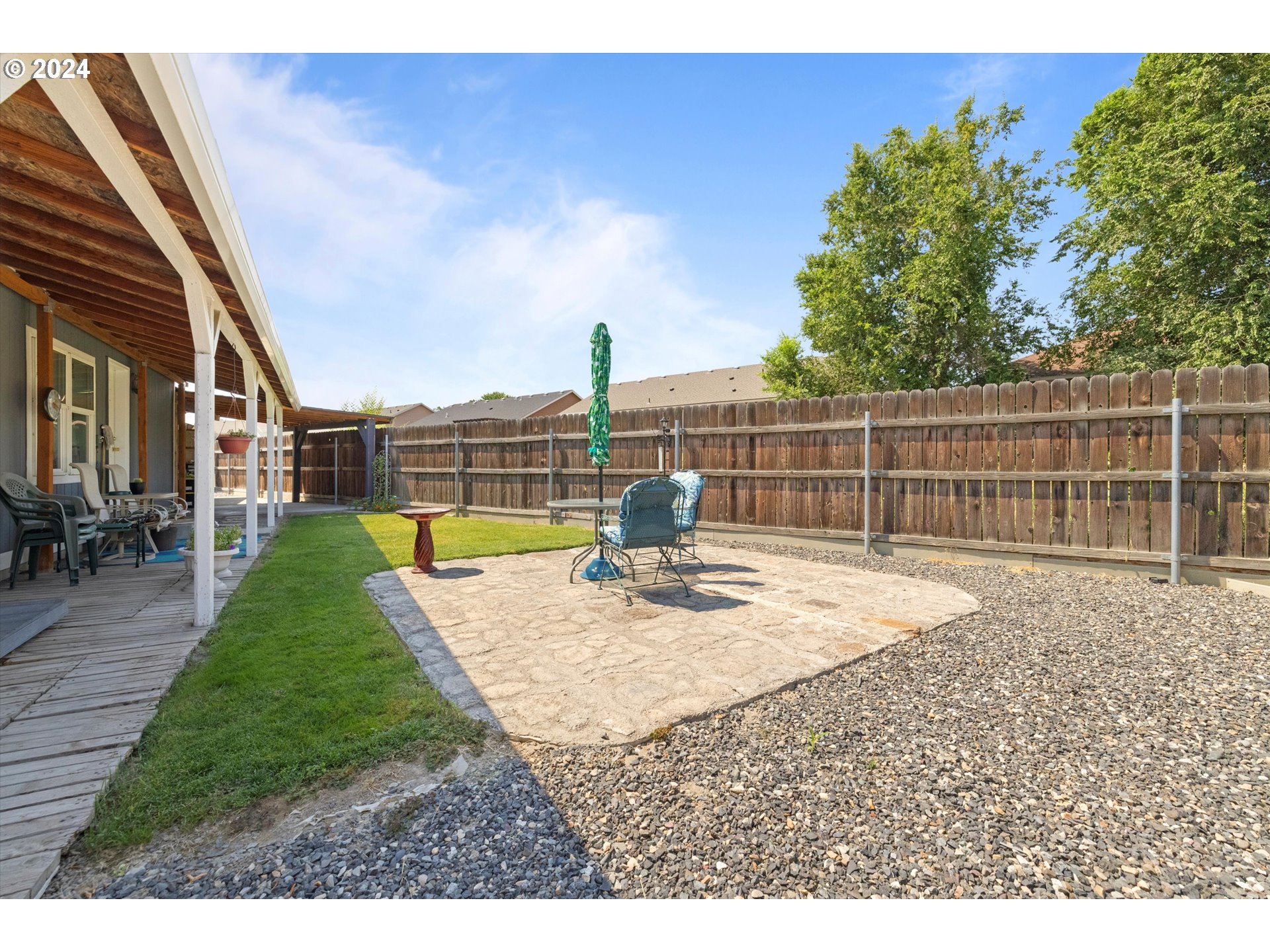1542 SW AMBER CT