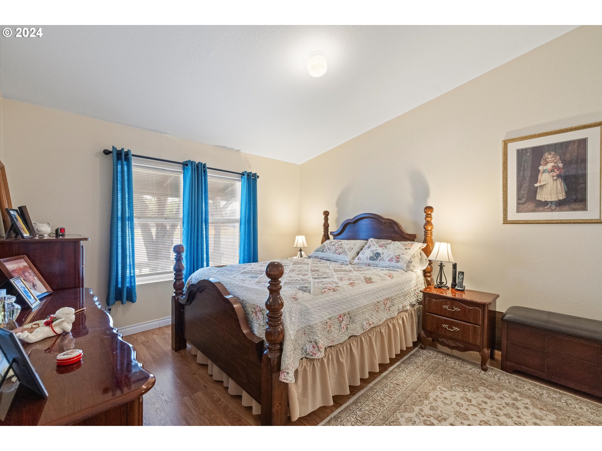 1542 SW AMBER CT