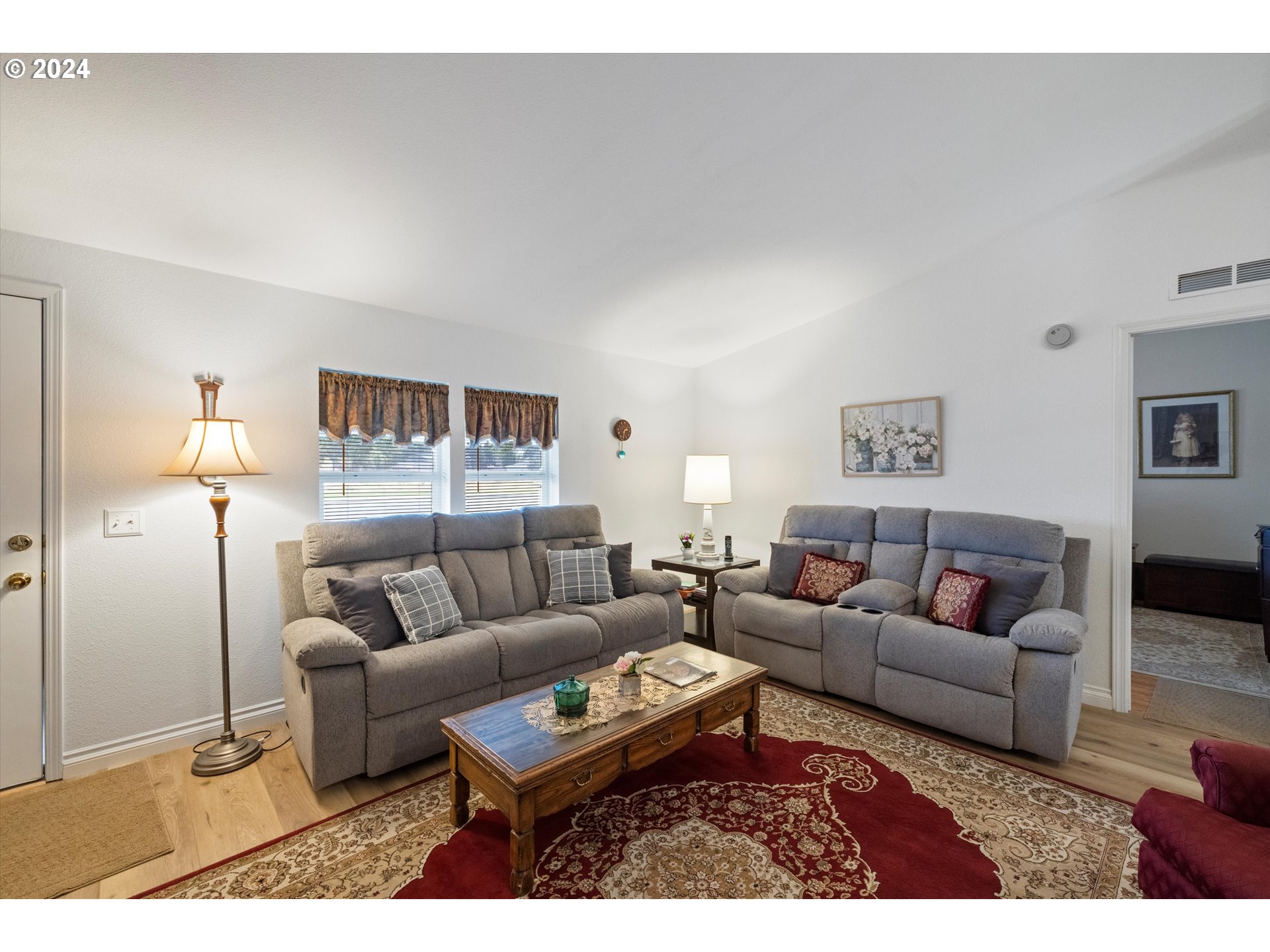 1542 SW AMBER CT
