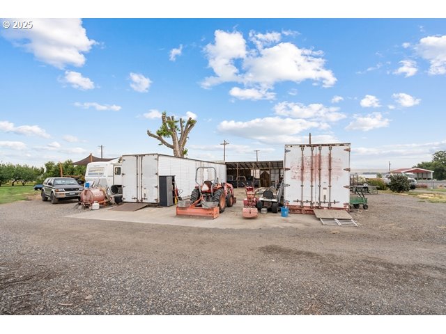 81700 Peach Tree Ln