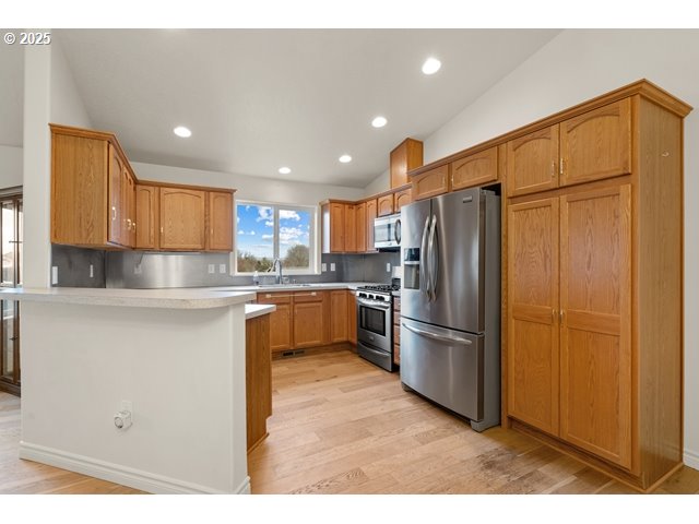 114 SW DESERT SKY DR