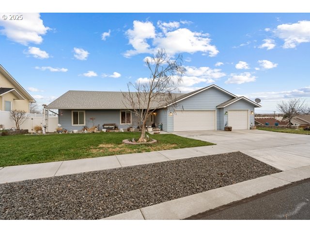 114 SW DESERT SKY DR