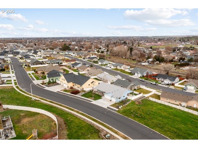 114 SW DESERT SKY DR