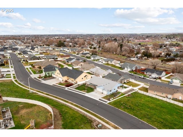 114 SW DESERT SKY DR