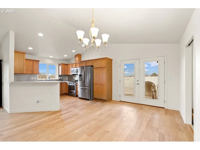 114 SW DESERT SKY DR