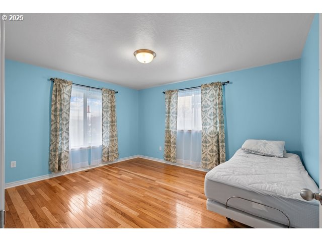 114 SW DESERT SKY DR