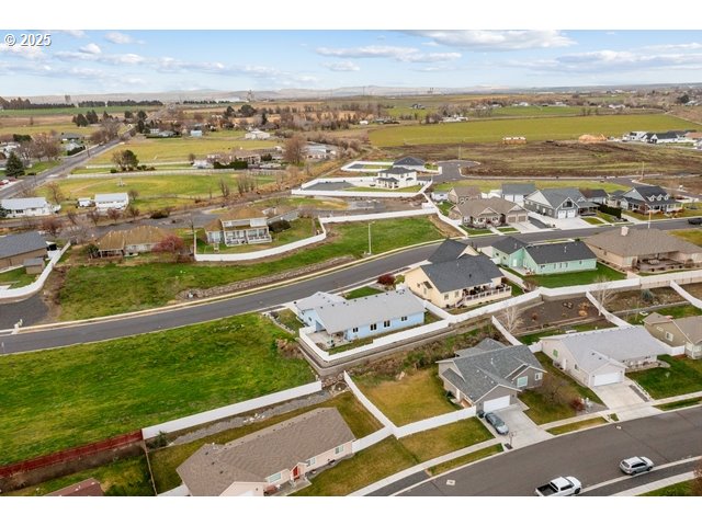 114 SW DESERT SKY DR