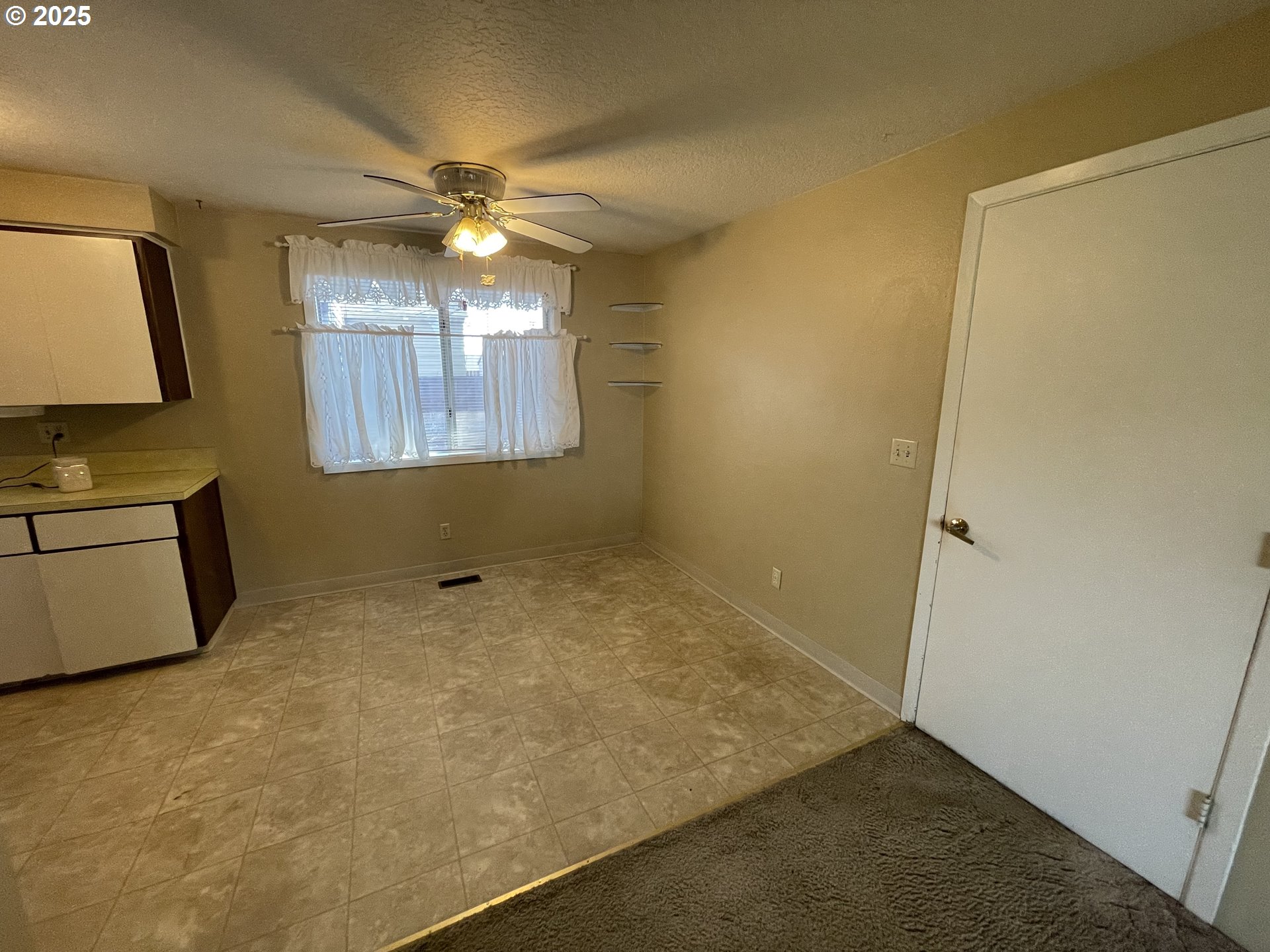 490 NW 3RD ST