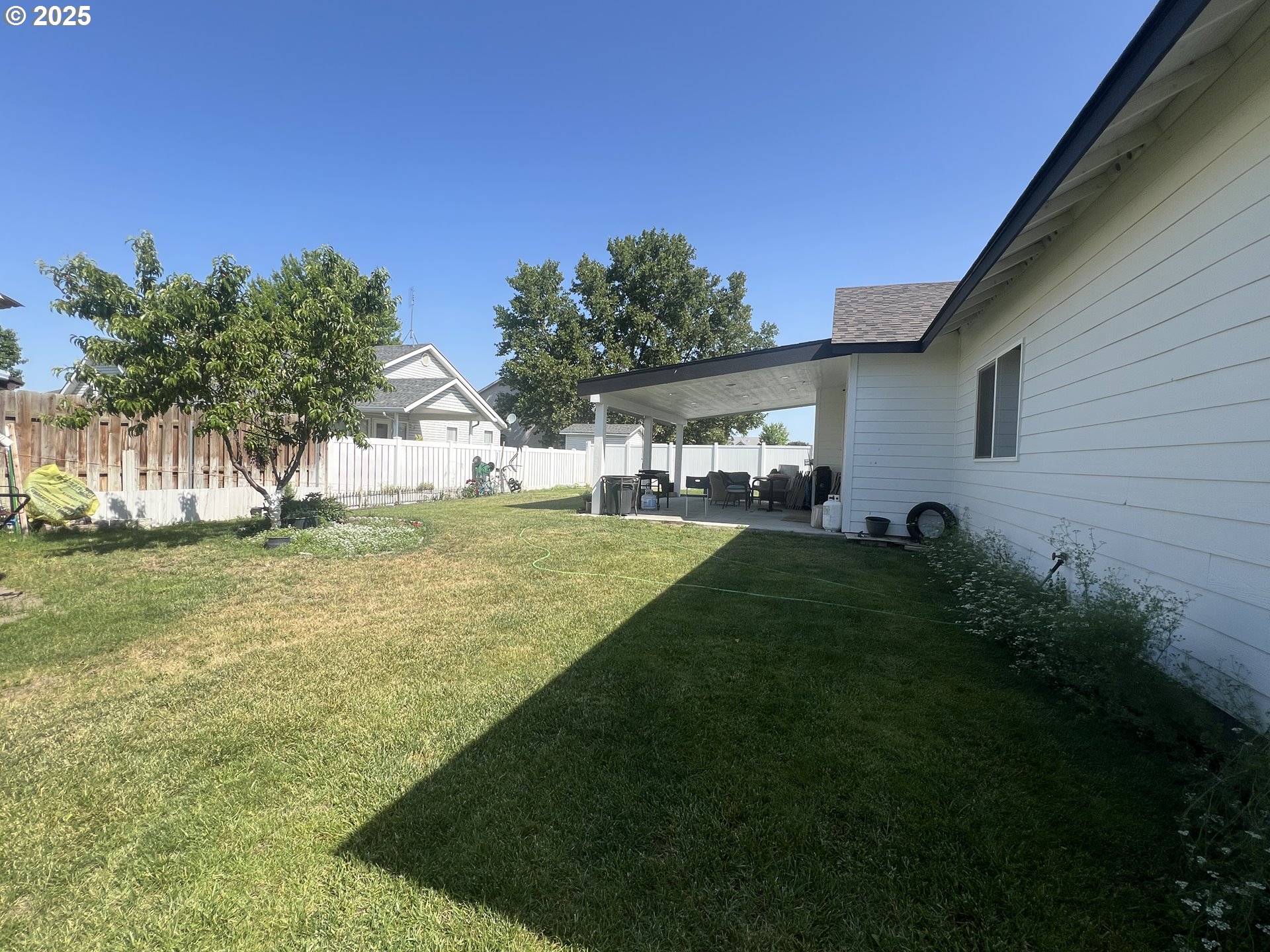 149 NE 11TH PL