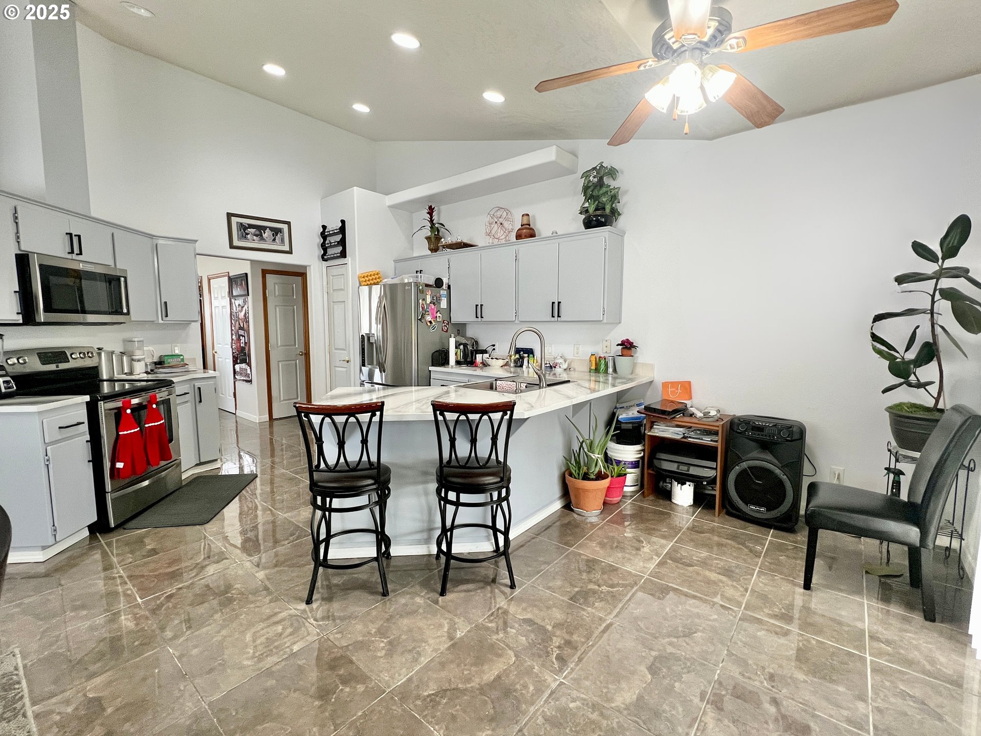149 NE 11TH PL