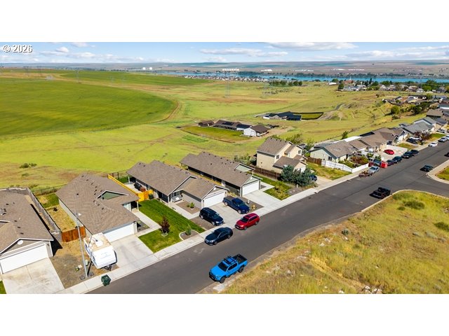 2768 HIGH DESERT LOOP