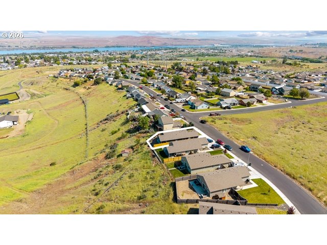 2768 HIGH DESERT LOOP