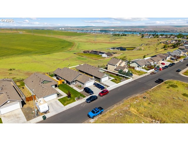 2768 HIGH DESERT LOOP