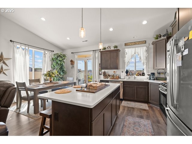 818 E MONTANA AVE