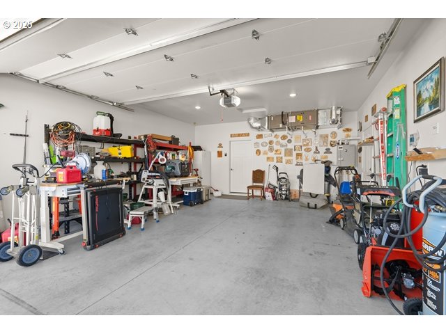818 E MONTANA AVE