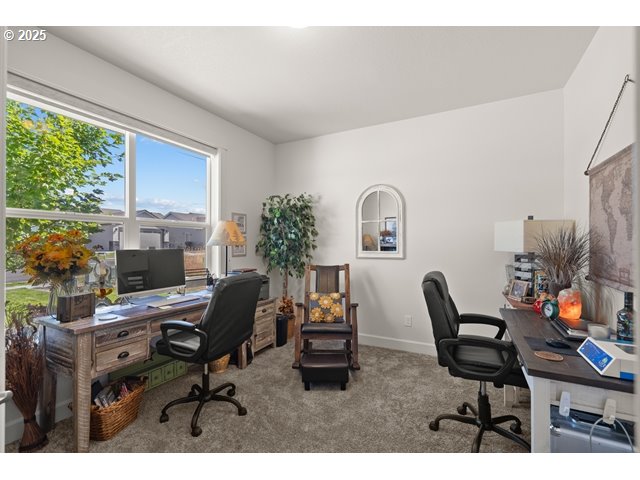 818 E MONTANA AVE