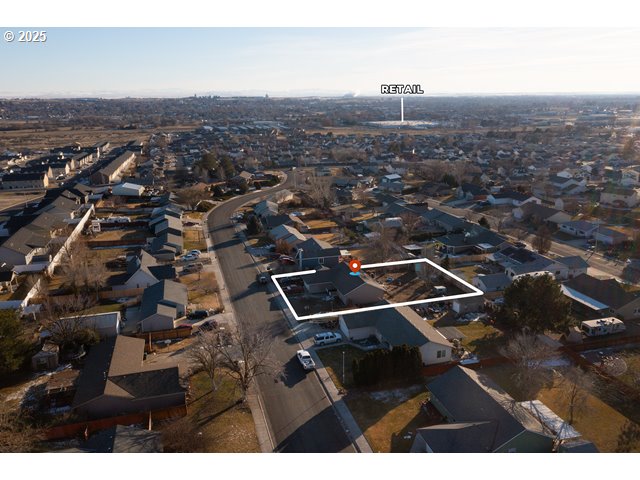 25 NE ALORA DR