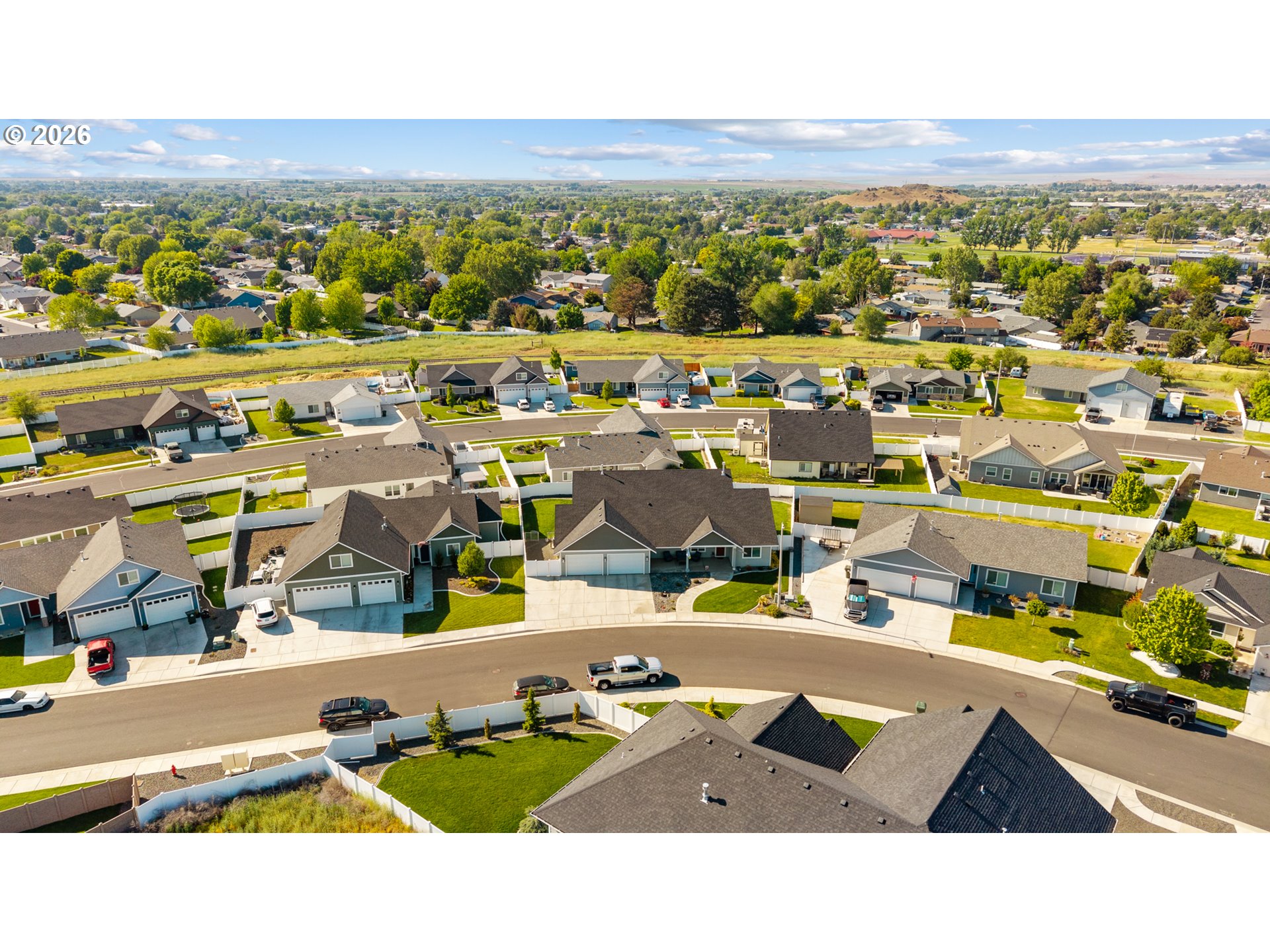 416 SW DESERT SKY DR