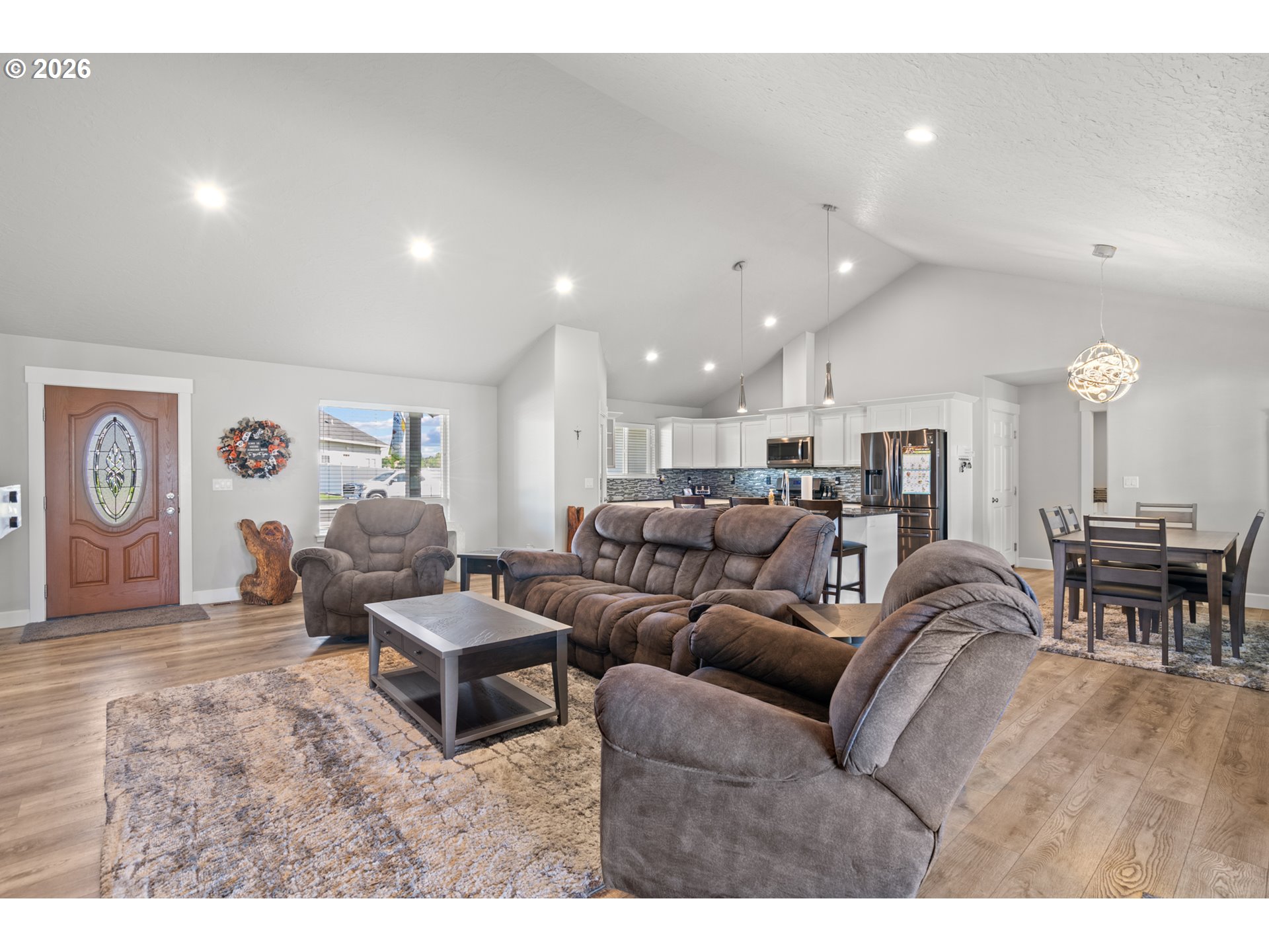 416 SW DESERT SKY DR