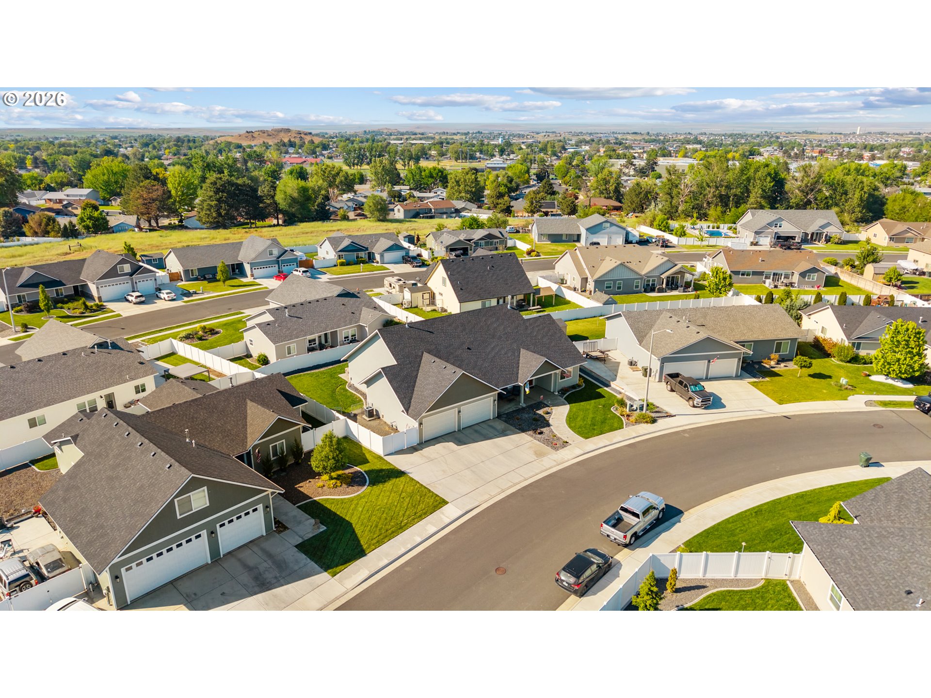 416 SW DESERT SKY DR