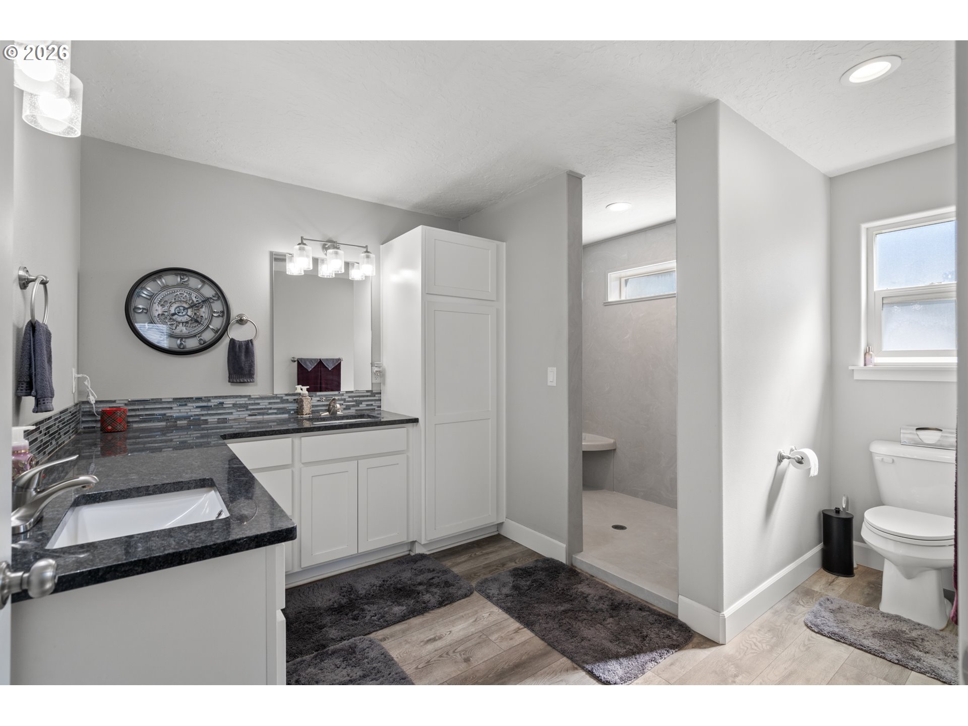 416 SW DESERT SKY DR