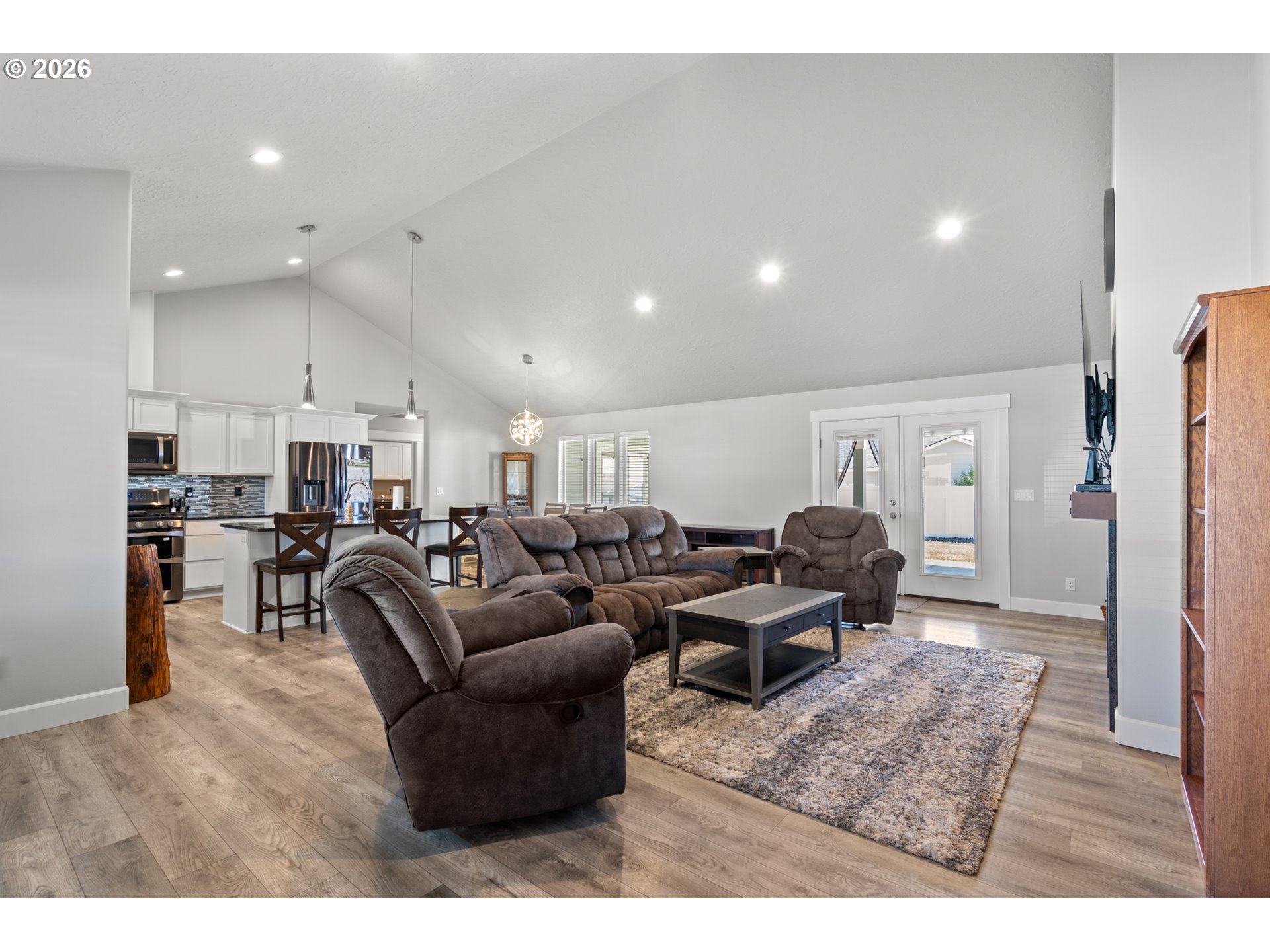 416 SW DESERT SKY DR