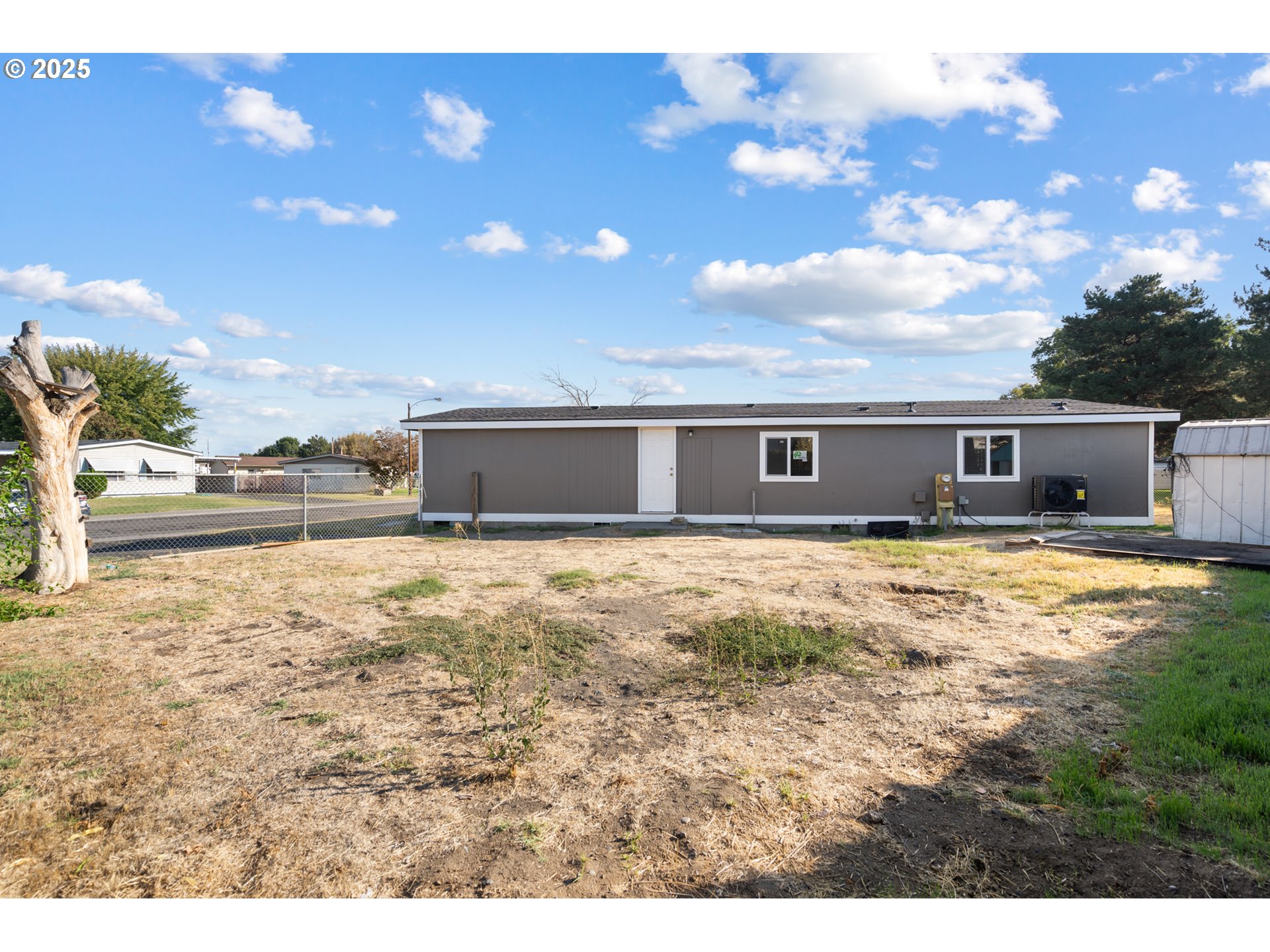 1175 SW SANDY DR