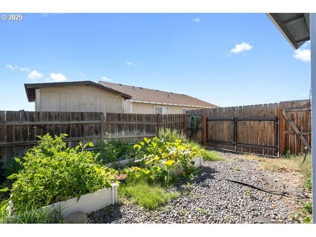 411 BOBWHITE AVE