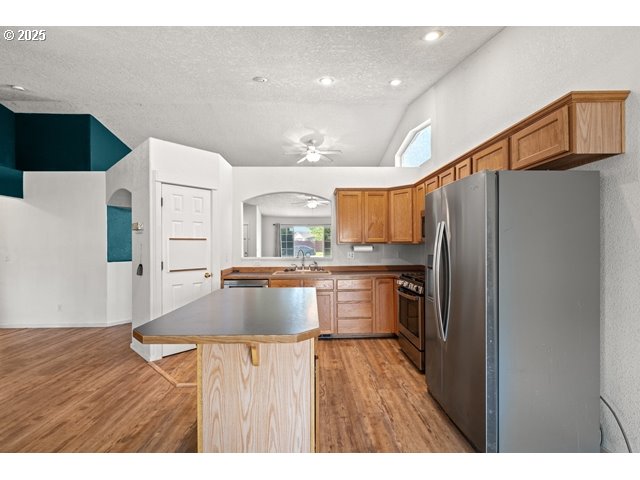 411 BOBWHITE AVE