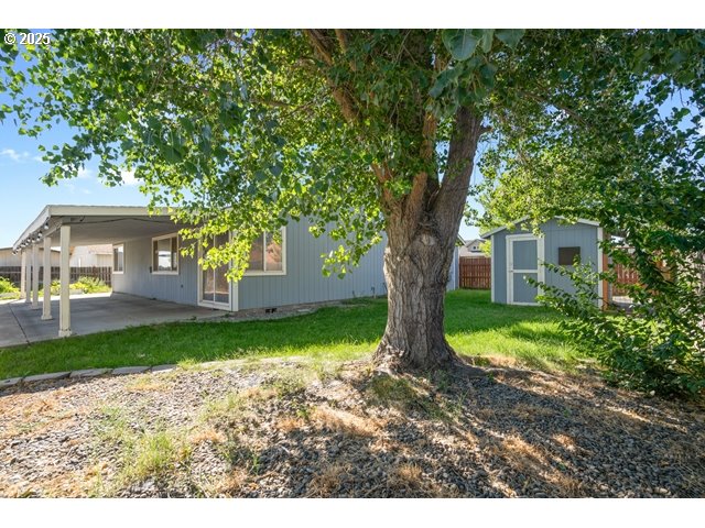 411 BOBWHITE AVE