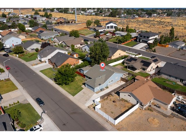 411 BOBWHITE AVE