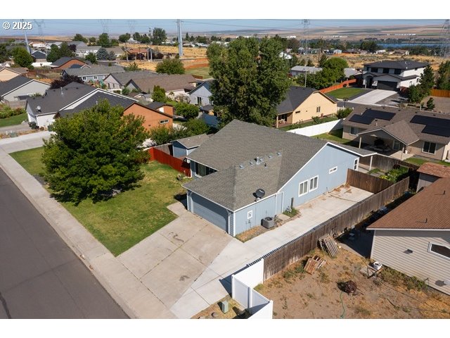 411 BOBWHITE AVE