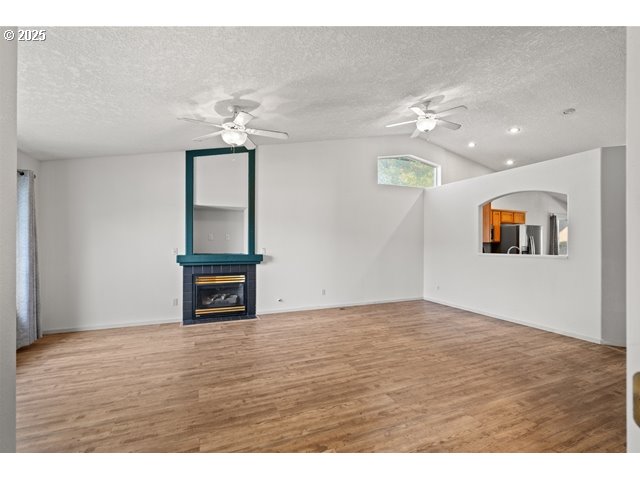 411 BOBWHITE AVE