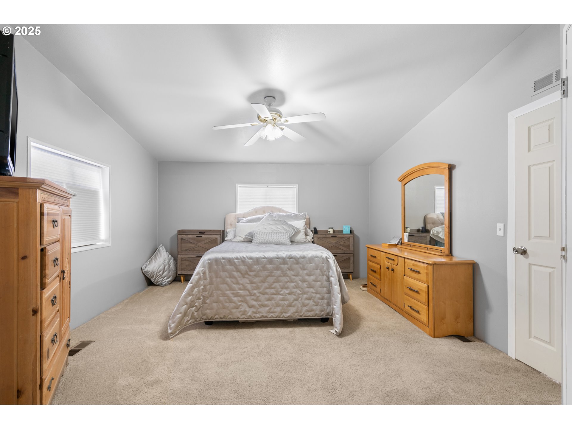 1555 COTTONWOOD ST, Arlington