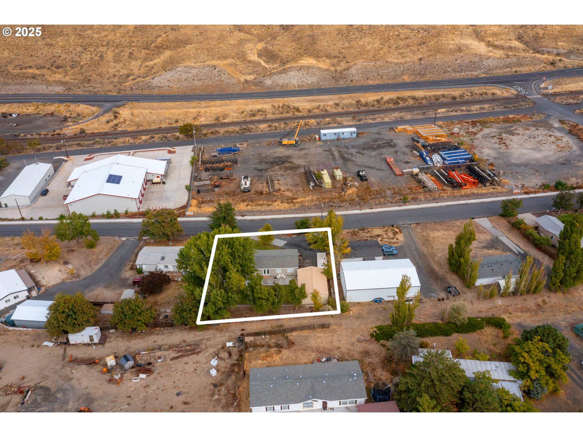 1555 COTTONWOOD ST, Arlington