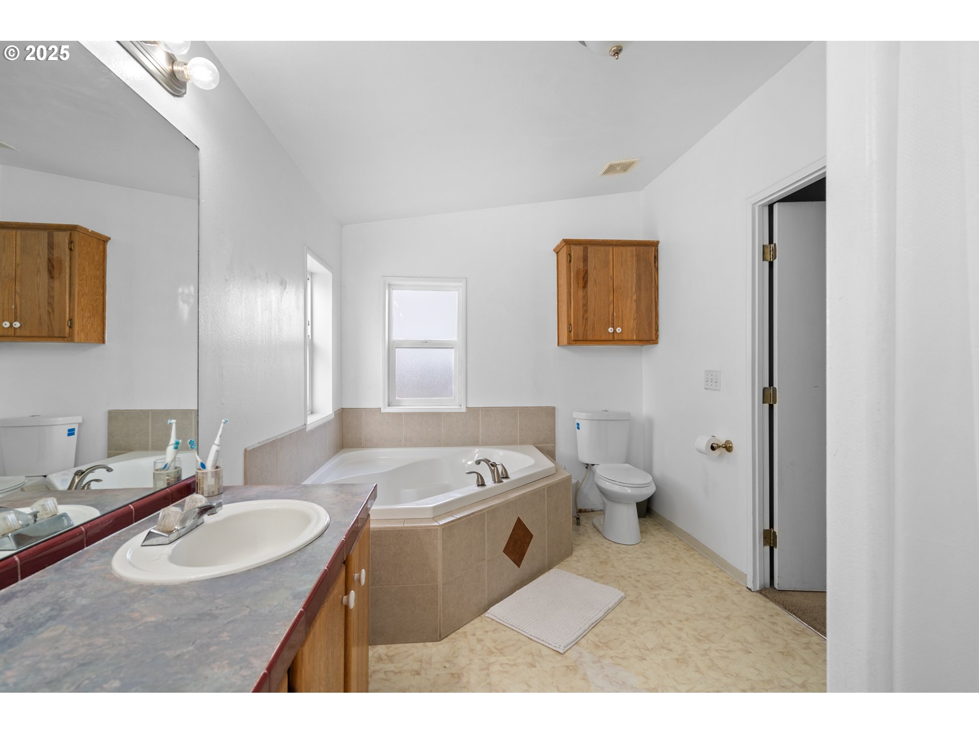 1555 COTTONWOOD ST, Arlington