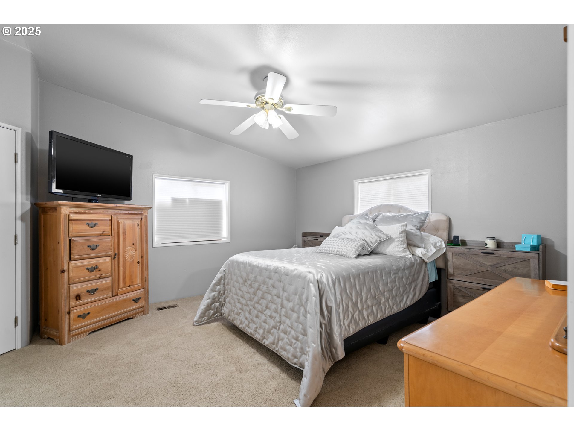 1555 COTTONWOOD ST, Arlington