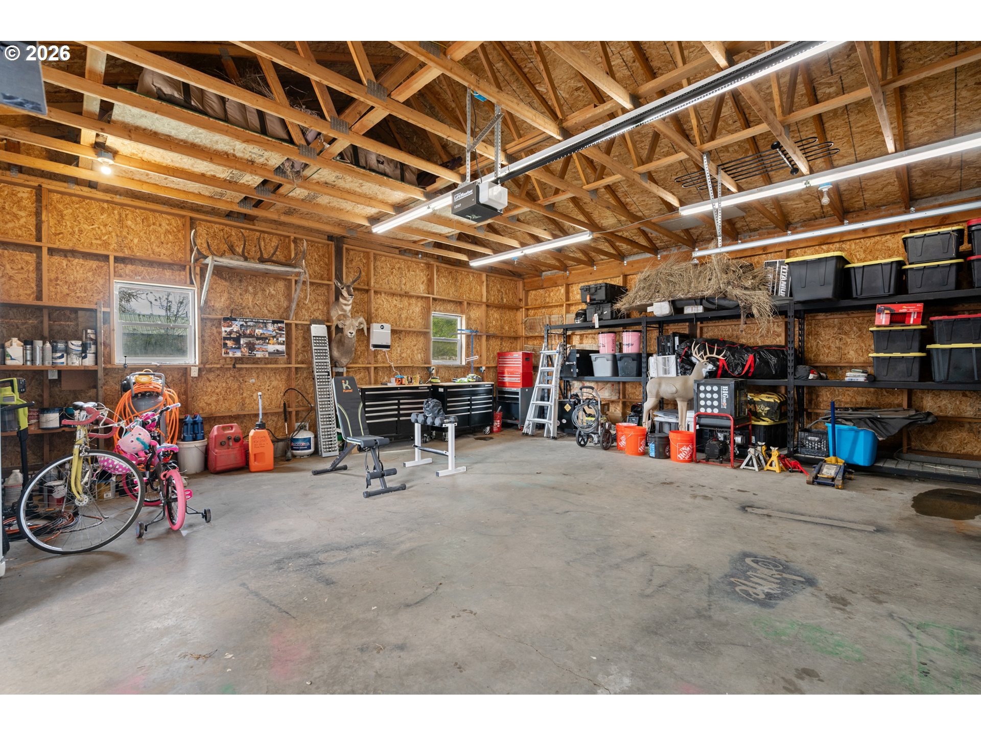 345 W WOOD AVE