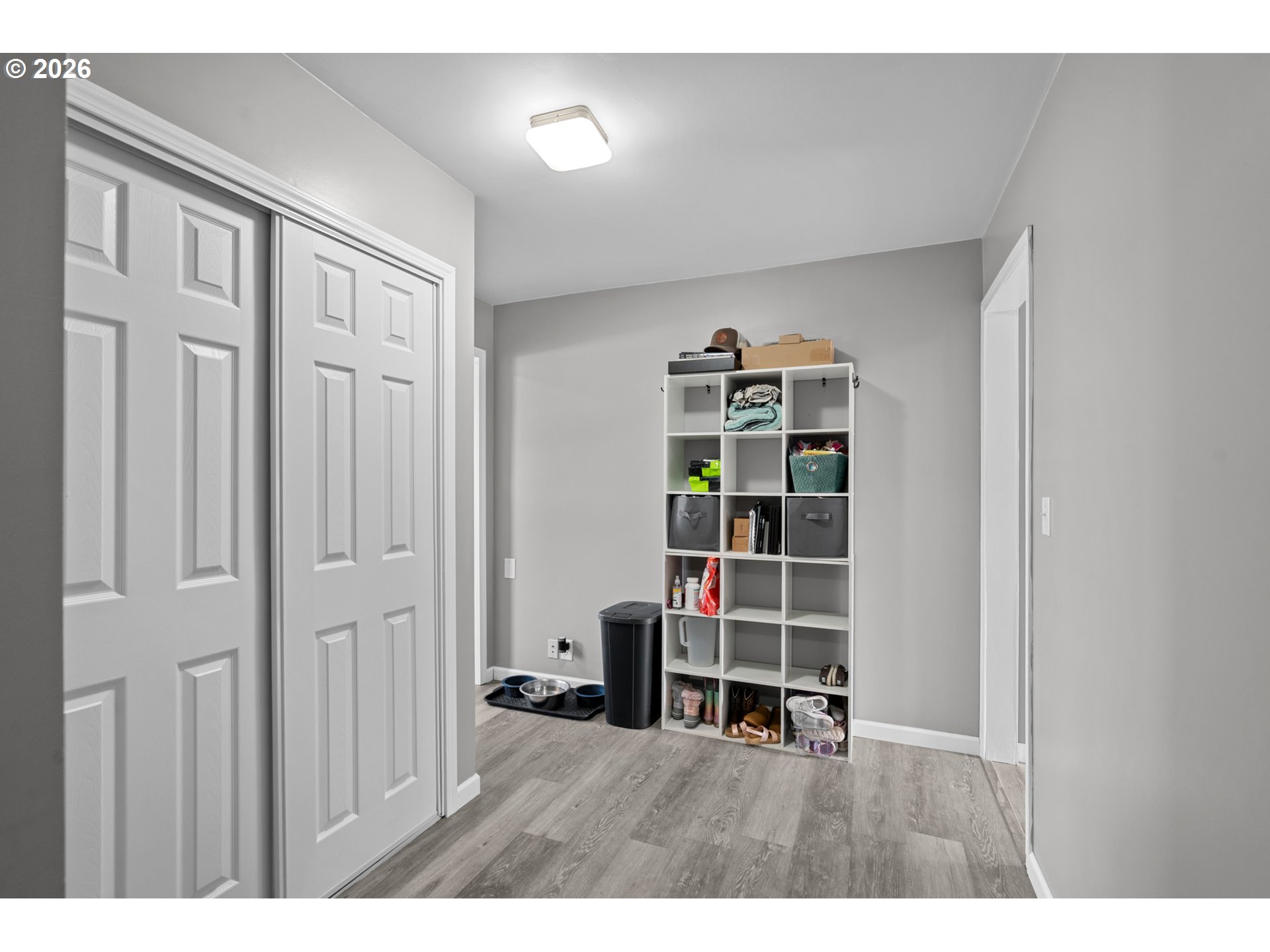 345 W WOOD AVE