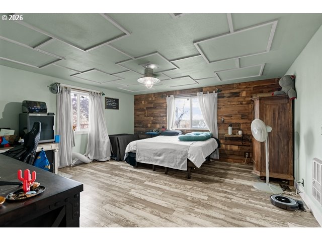 526 E PUNKIN CENTER RD