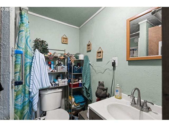 526 E PUNKIN CENTER RD