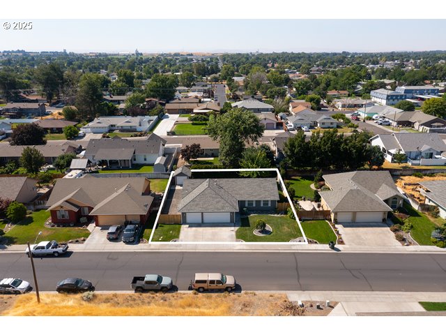 905 W HARTLEY AVE