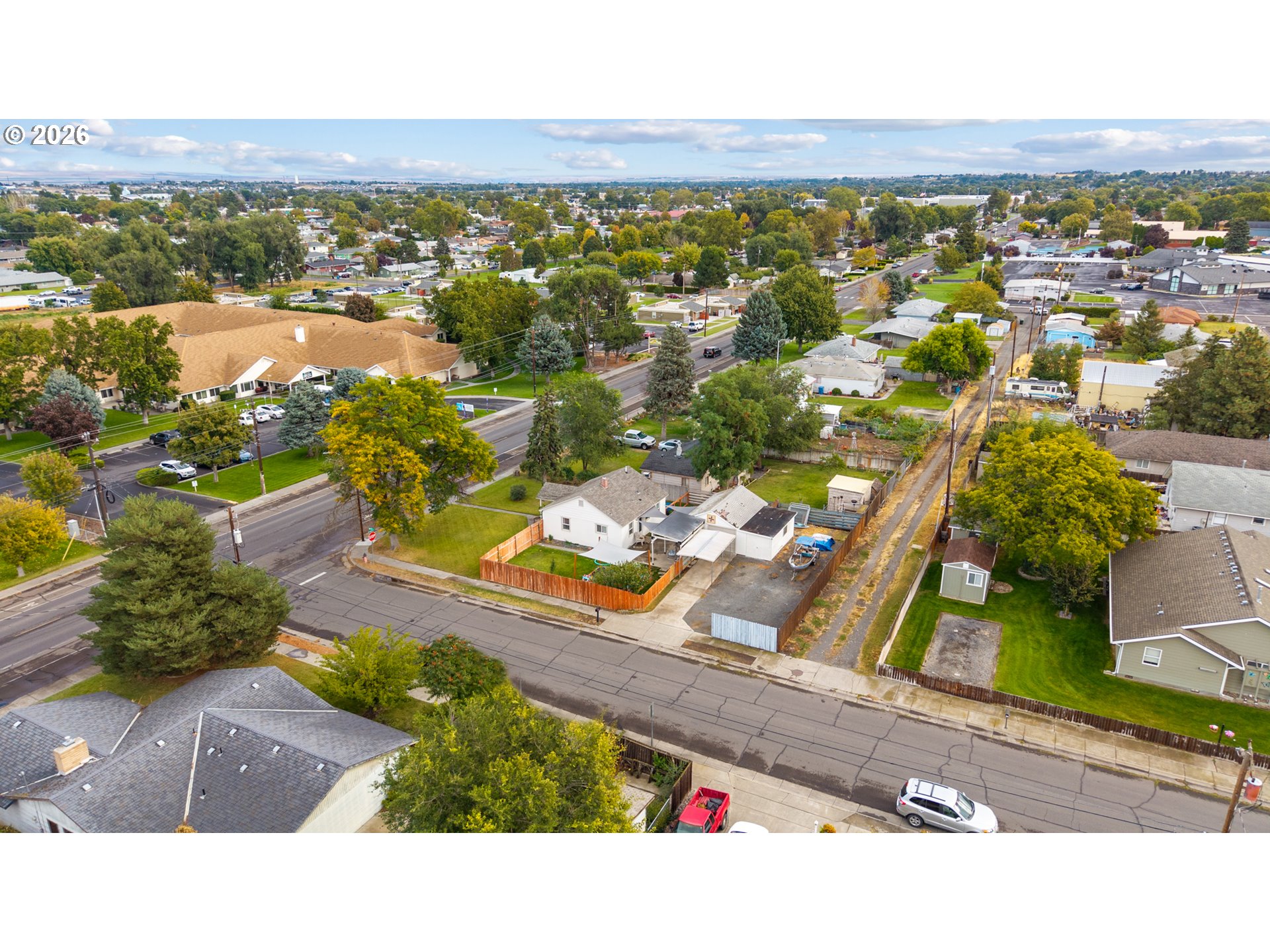 993 W HIGHLAND AVE