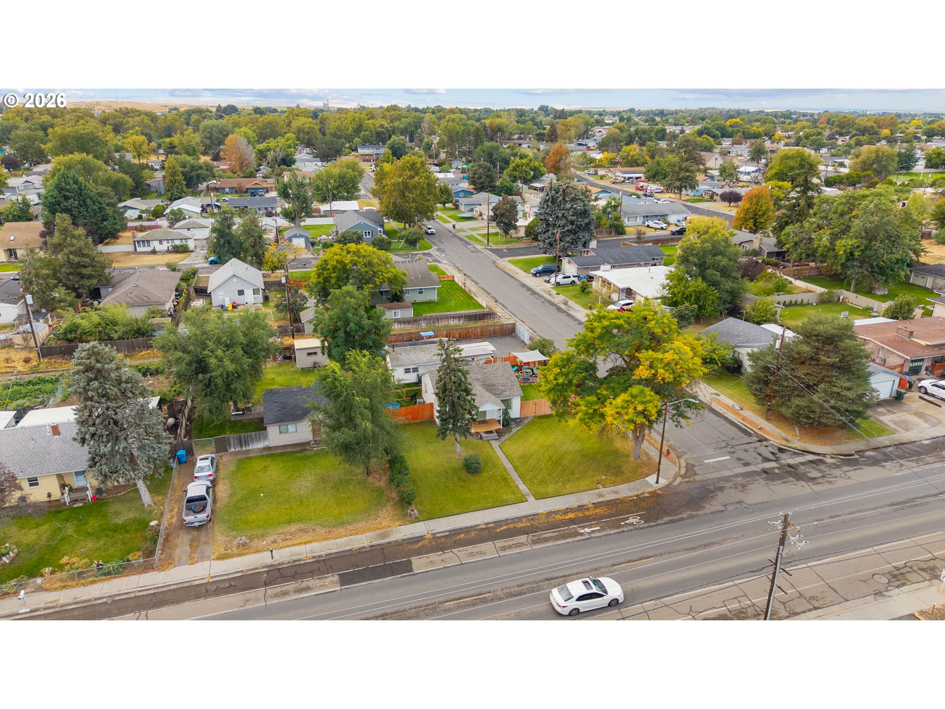 993 W HIGHLAND AVE