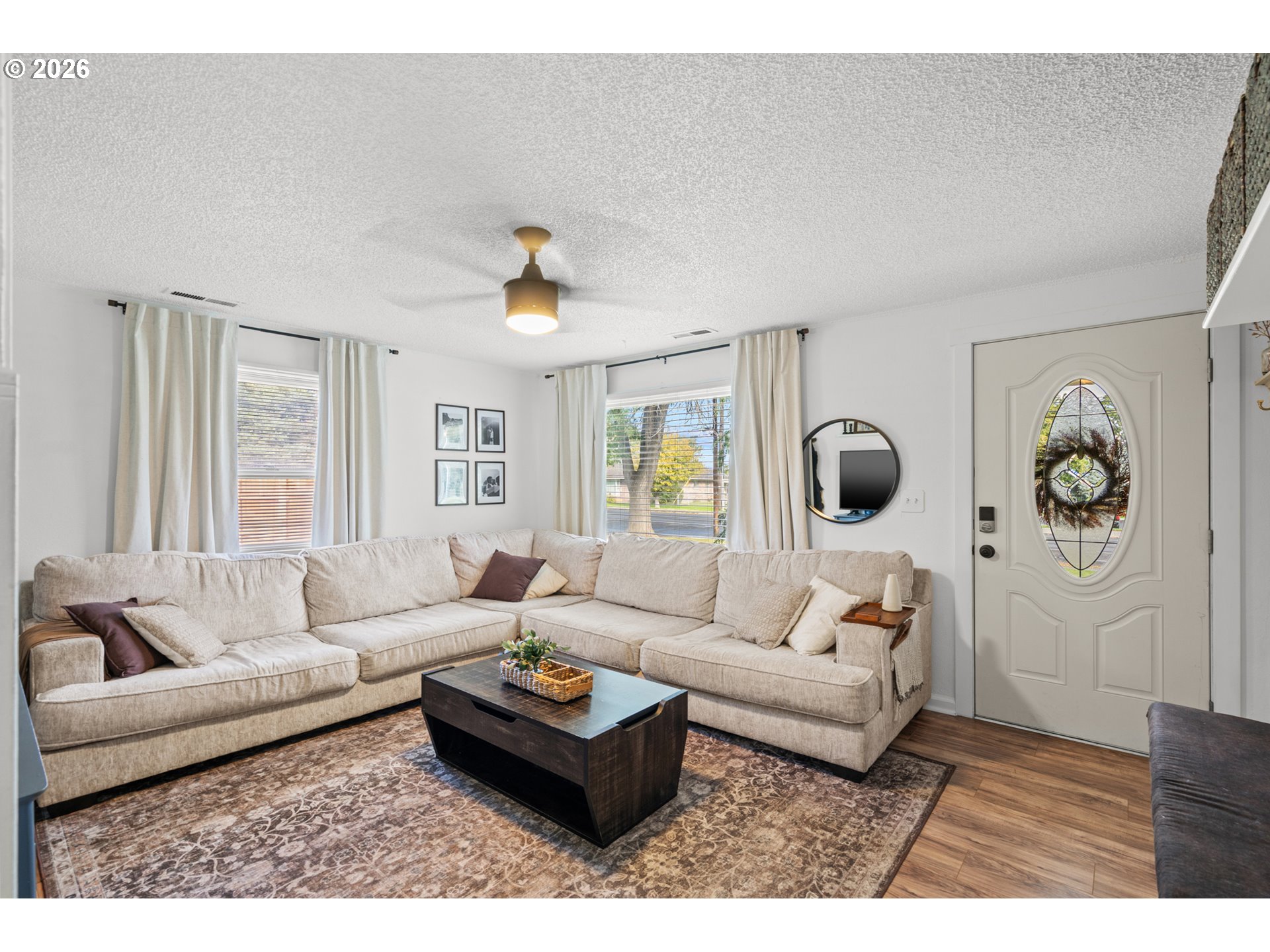 993 W HIGHLAND AVE