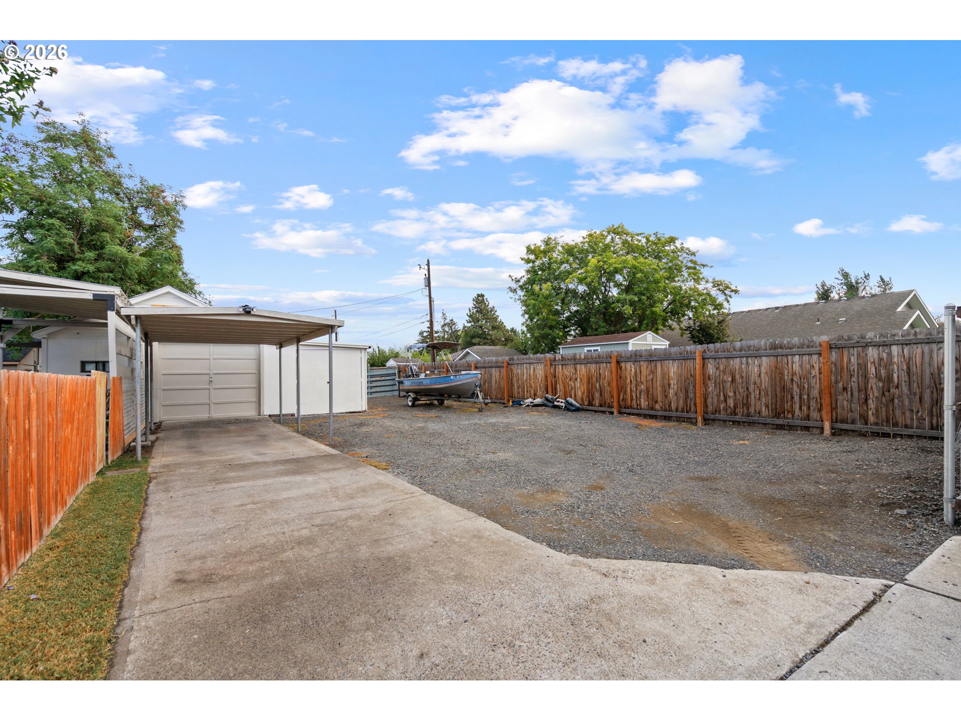 993 W HIGHLAND AVE