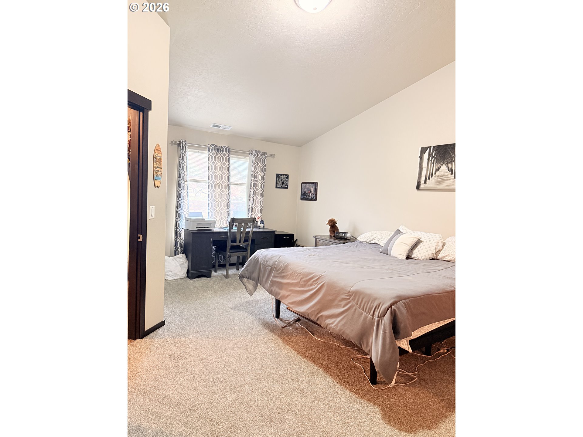 398 SPARROW AVE
