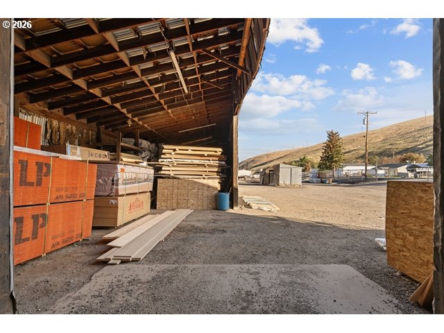 424 W LINDEN WAY